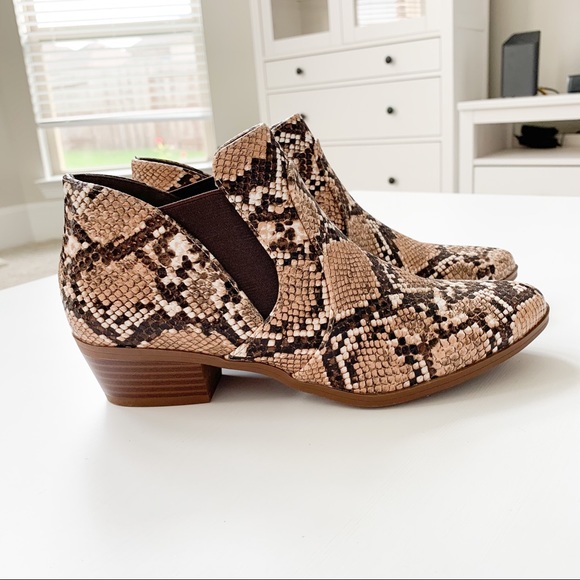 Qupid Shoes - Qupid Brown Snake Print Short Boots